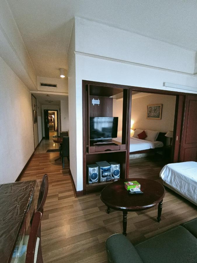 Moonlight Service Suite Kuala Lumpur Exterior foto